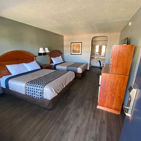 Americas Best Value Inn - Гейнсвил Екстериор снимка